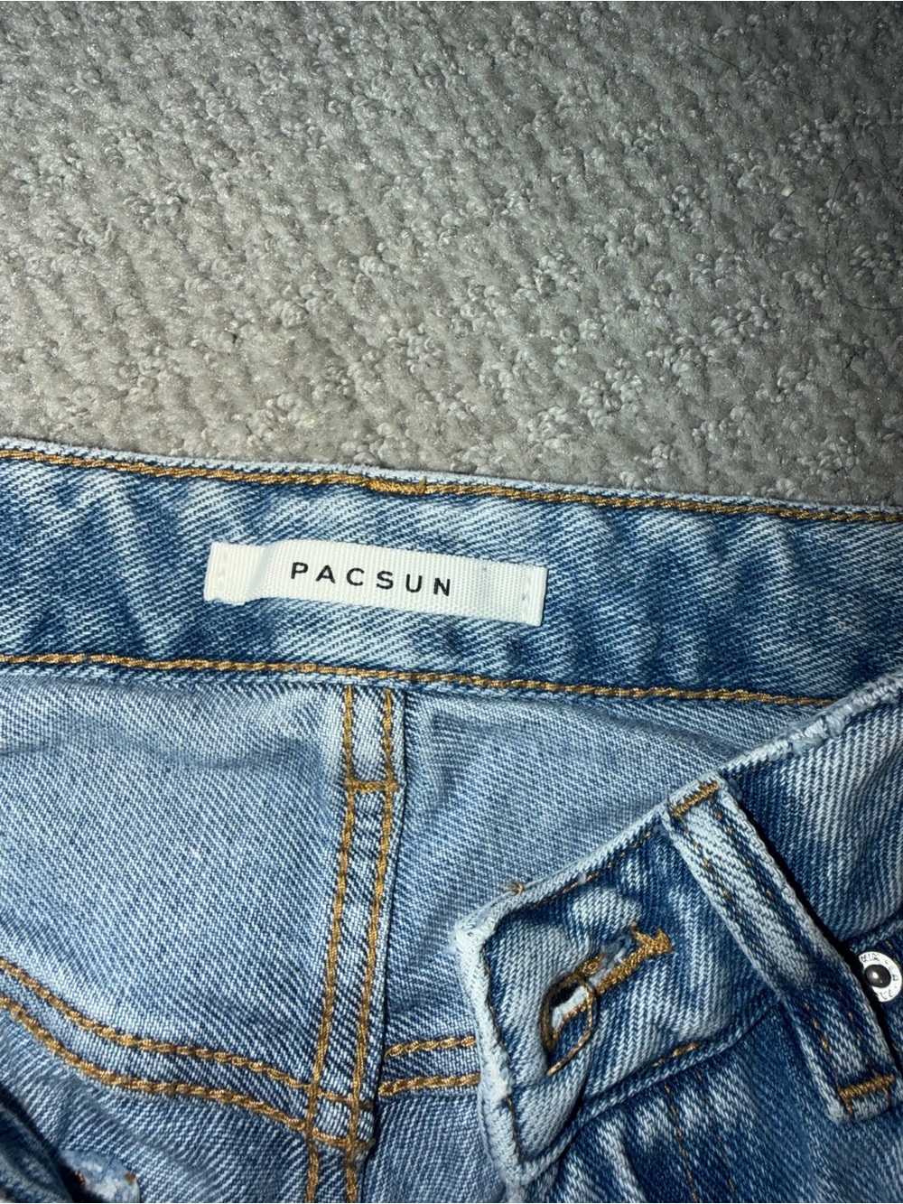 PacSun Light Wash High-Rise Women's Jeans